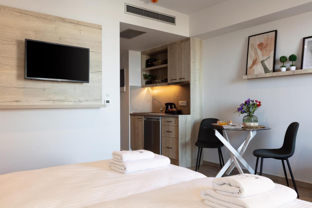 Lines Concept Accommodation Ретимно Экстерьер фото