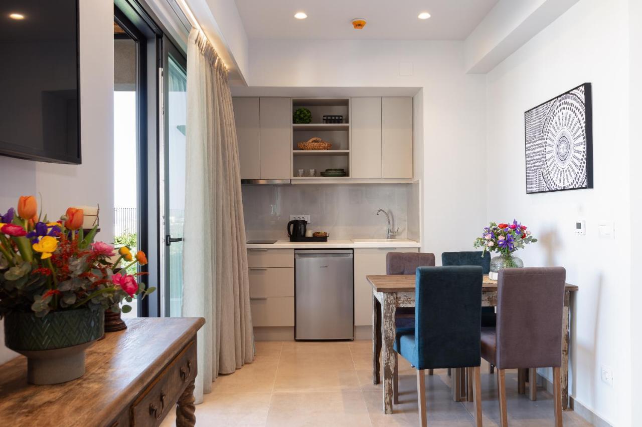 Lines Concept Accommodation Ретимно Экстерьер фото